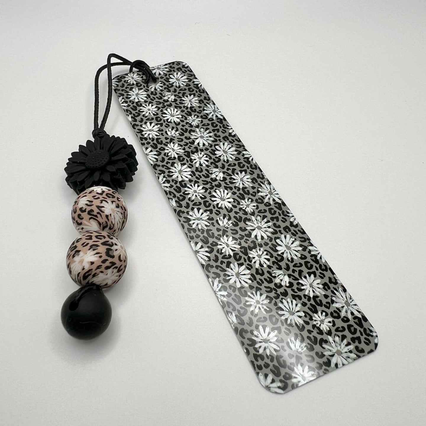 Leopard Daisy Bookmark w/Beads